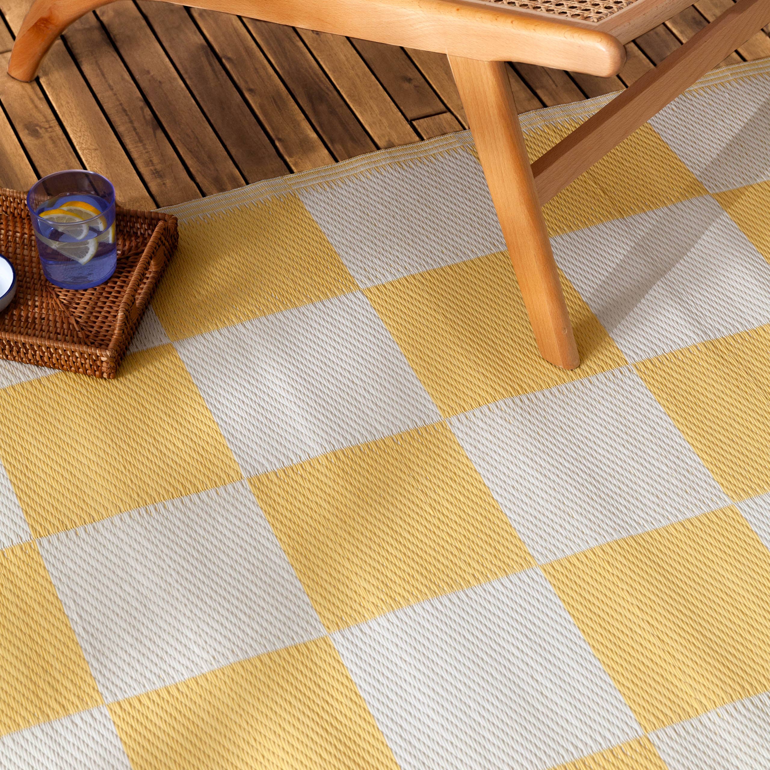 Checkerboard Outdoor 100% Recycled Rug - Image 4