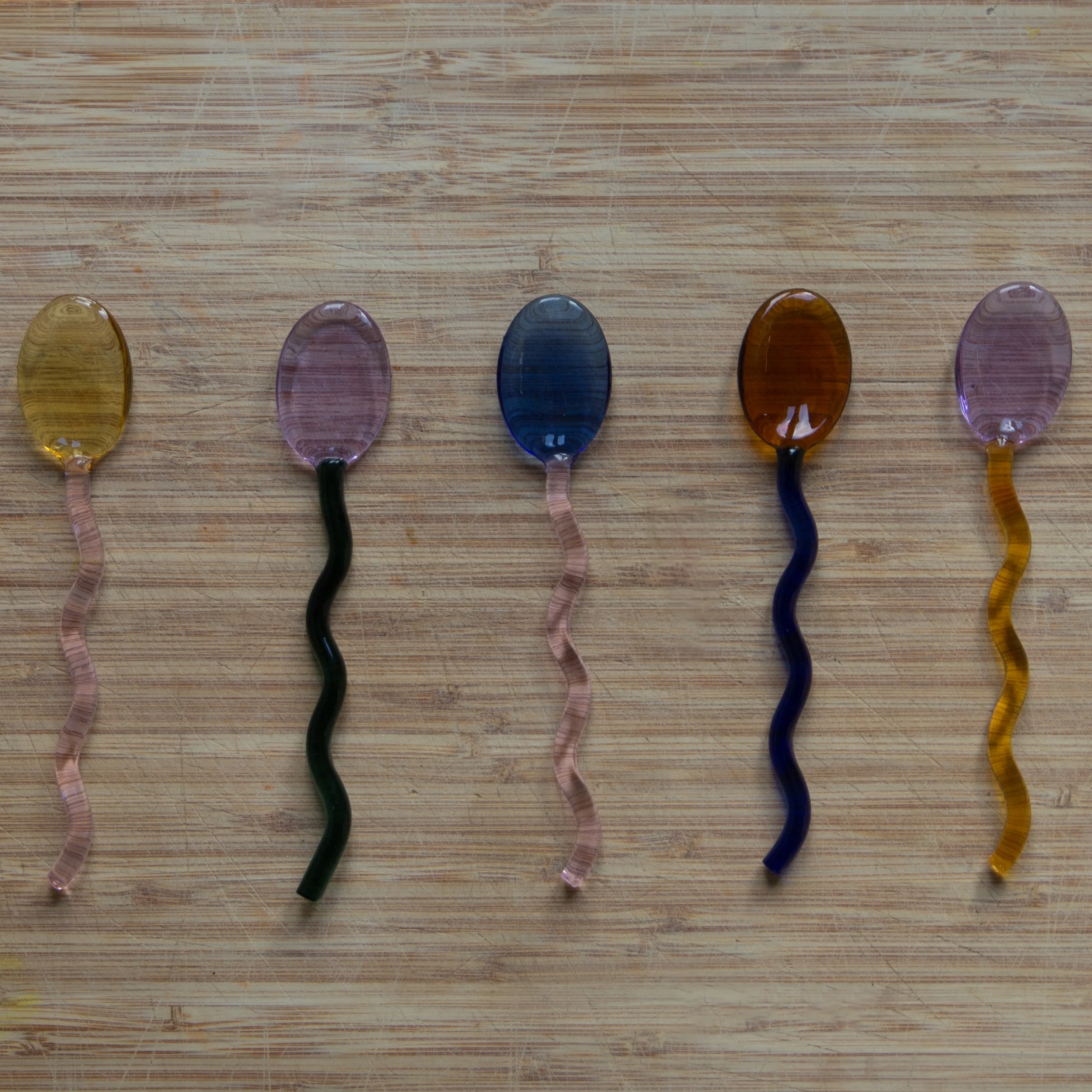 Ivore Group Coloured Glass Stirring Spoons in Various Colours - Image 3