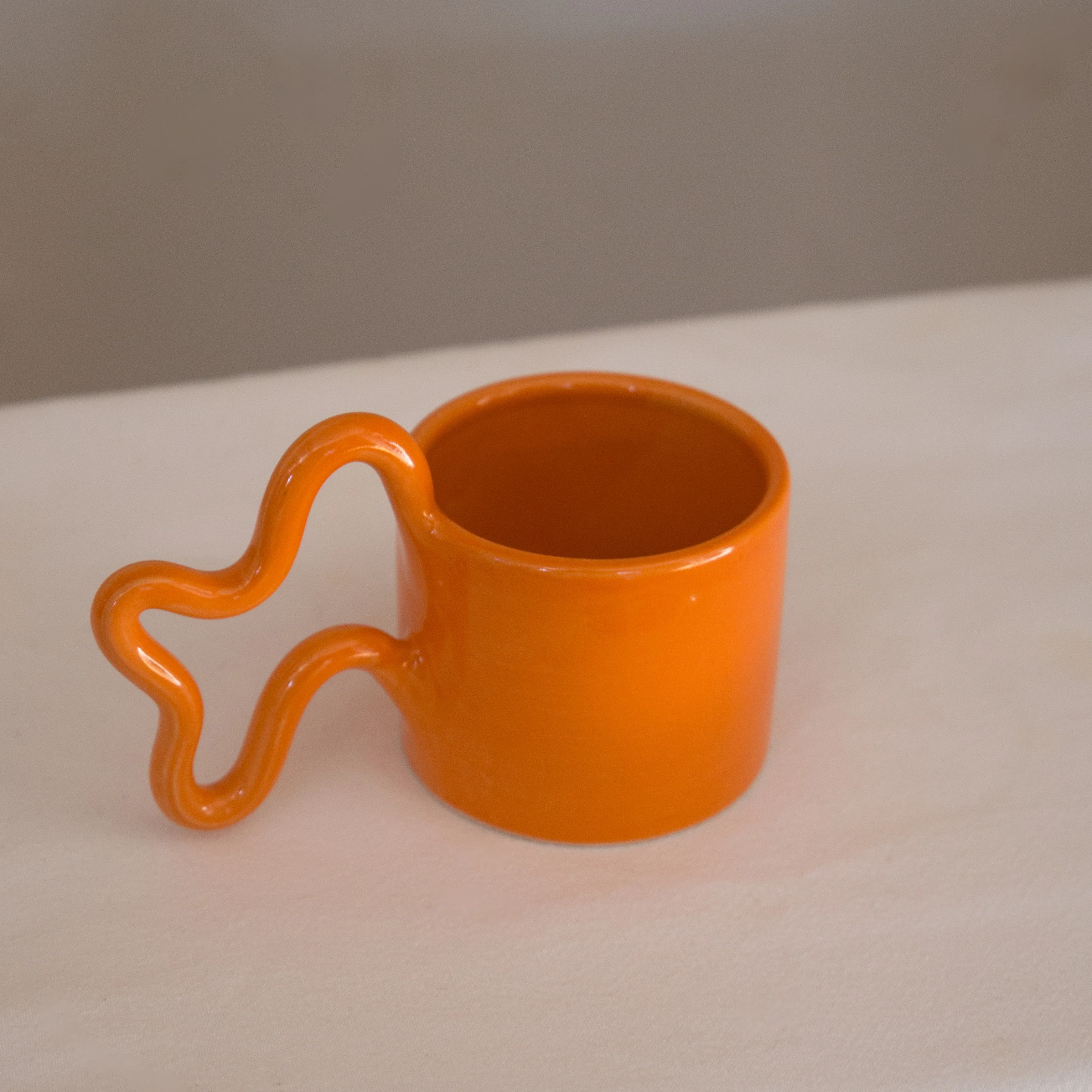 Florence MyTum Handmade Ceramic Wiggle Mug - Image 5