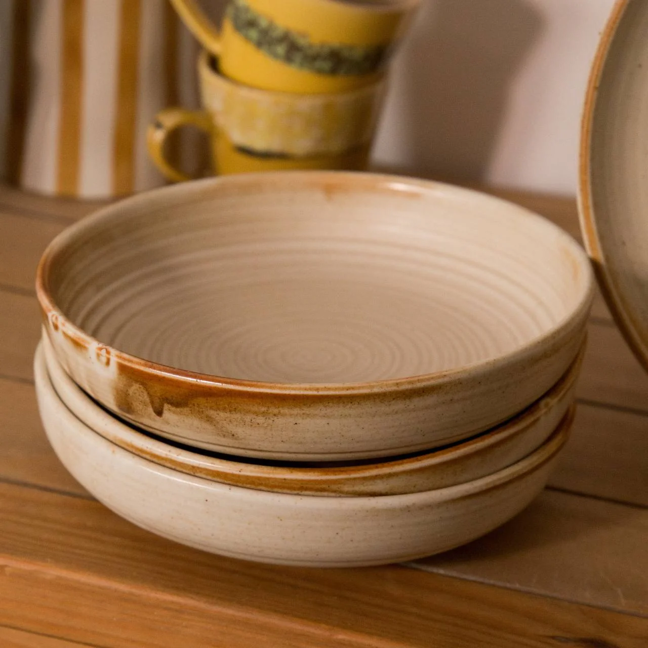 HKLIVING Chef Ceramics: Deep Plate in Cream Brown - Image 4