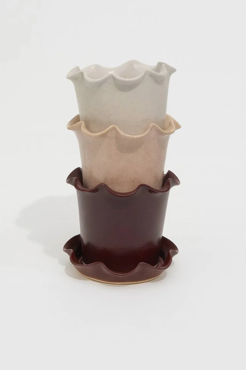 Jess Ellis Ceramic Frilly Plant Pot & Saucer in Pearl White - Image 3