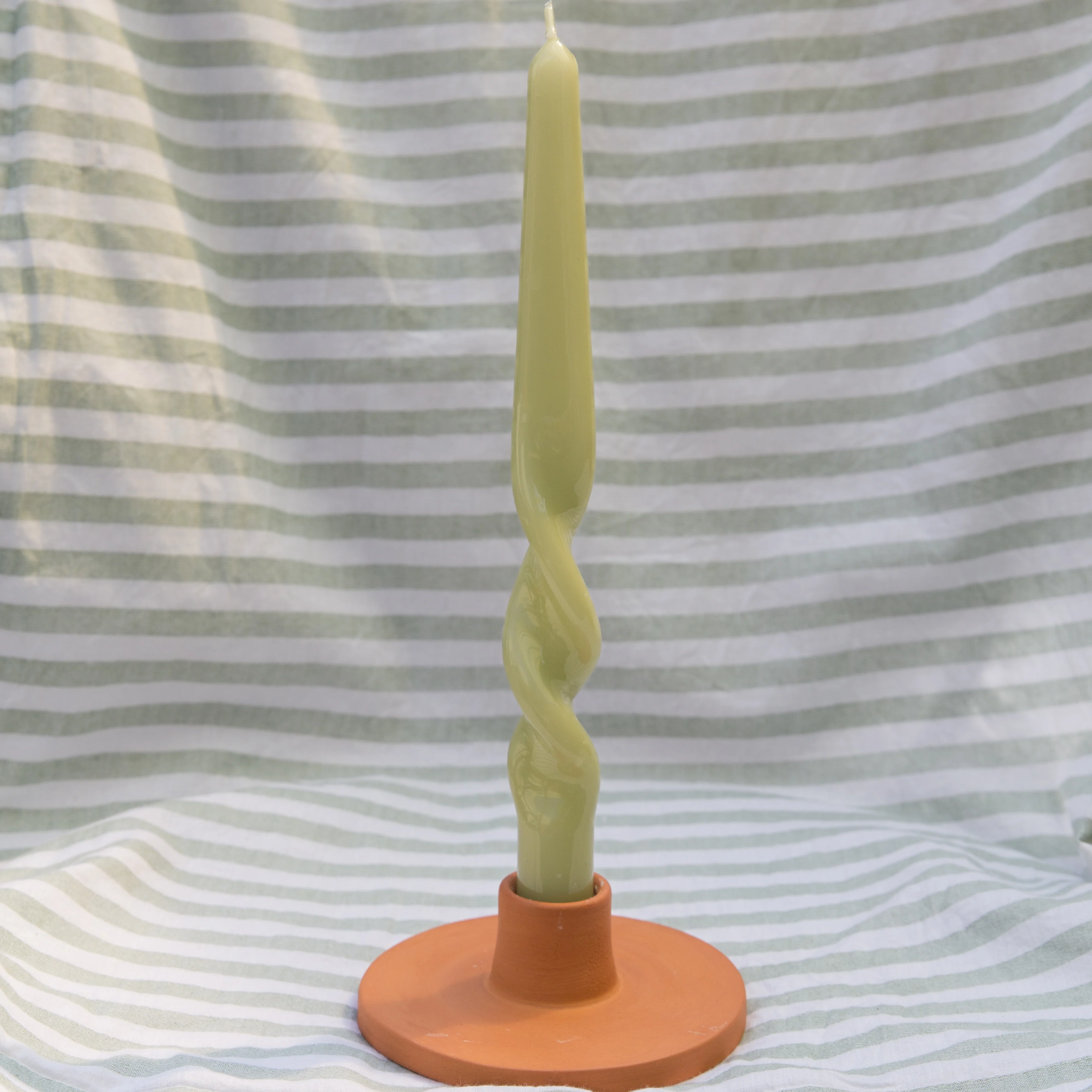 Maegen Soy Wax Twist Candle in Cornflower Blue or Leaf Green - Image 5