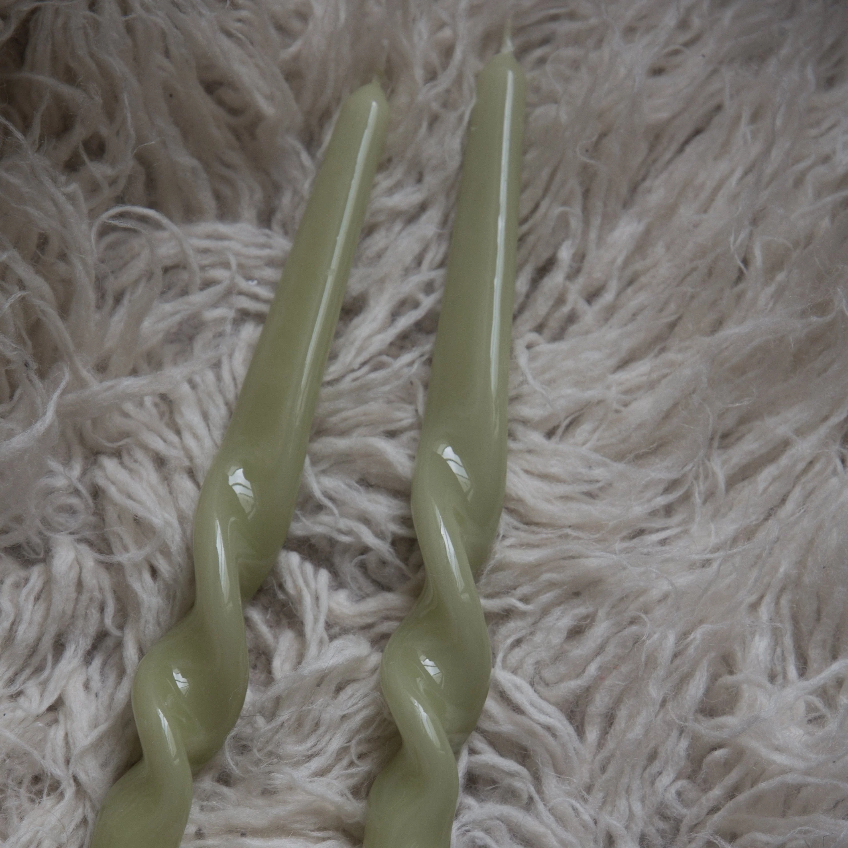 Maegen Soy Wax Twist Candle in Cornflower Blue or Leaf Green - Image 8