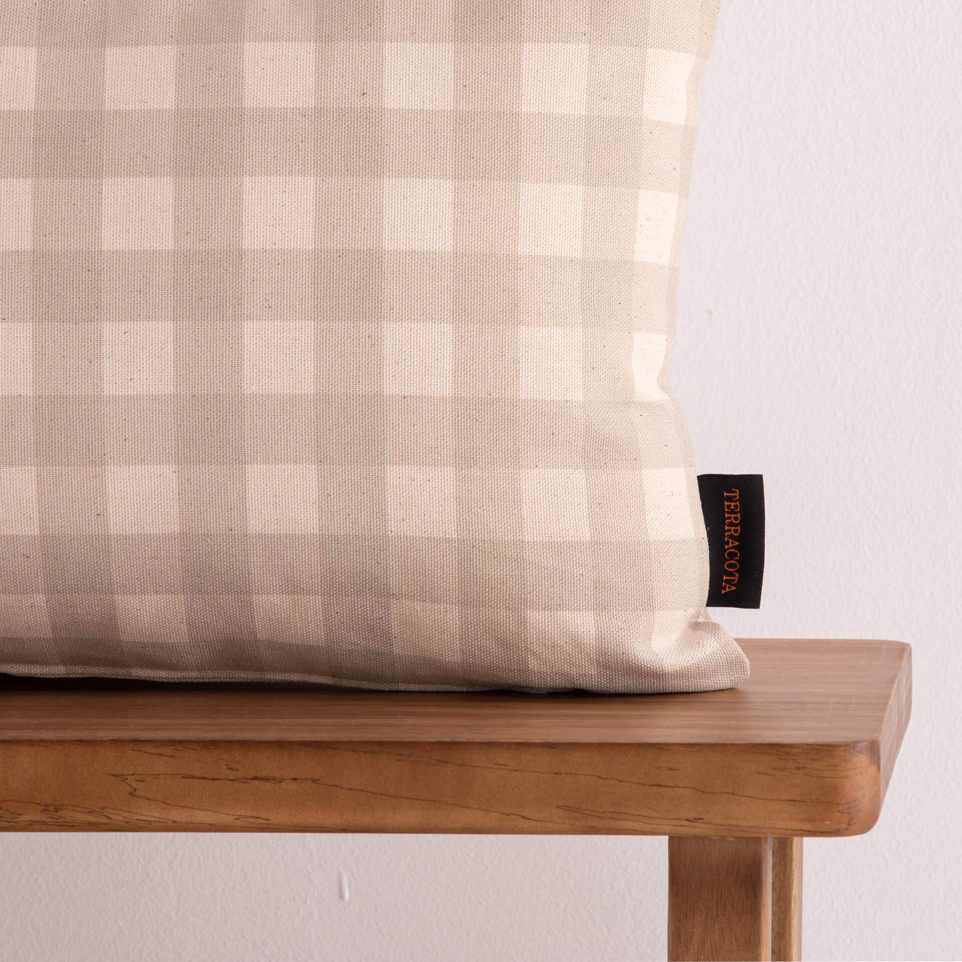 SG Hogar Gingham Cotton Cushion - Image 3