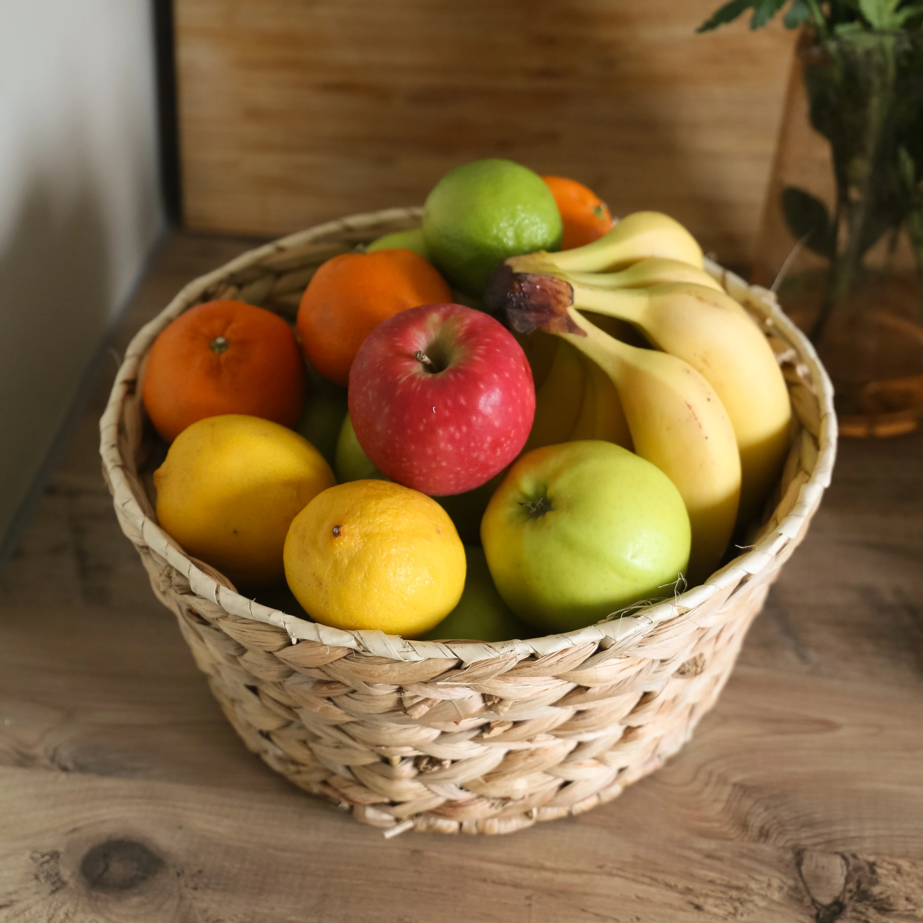 Water Hyacinth Fruit Basket - Image 3